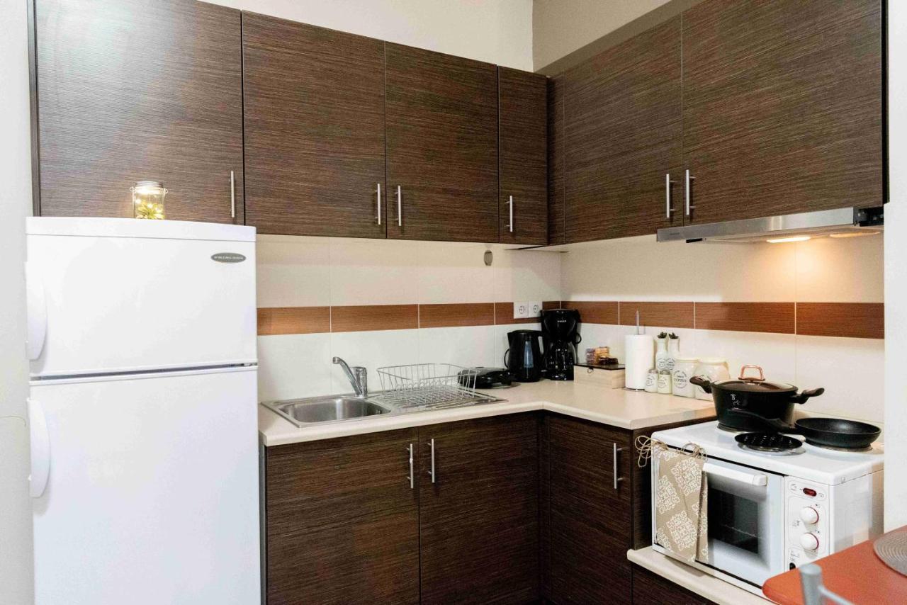 Laconian Collection "Nefeli" Boutique Apartment Sparta Bagian luar foto
